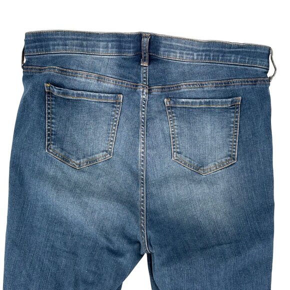 Torrid Sky High Skinny Jeans Size 16R Distressed Denim Premium Womens Blue Denim - Picture 3 of 9